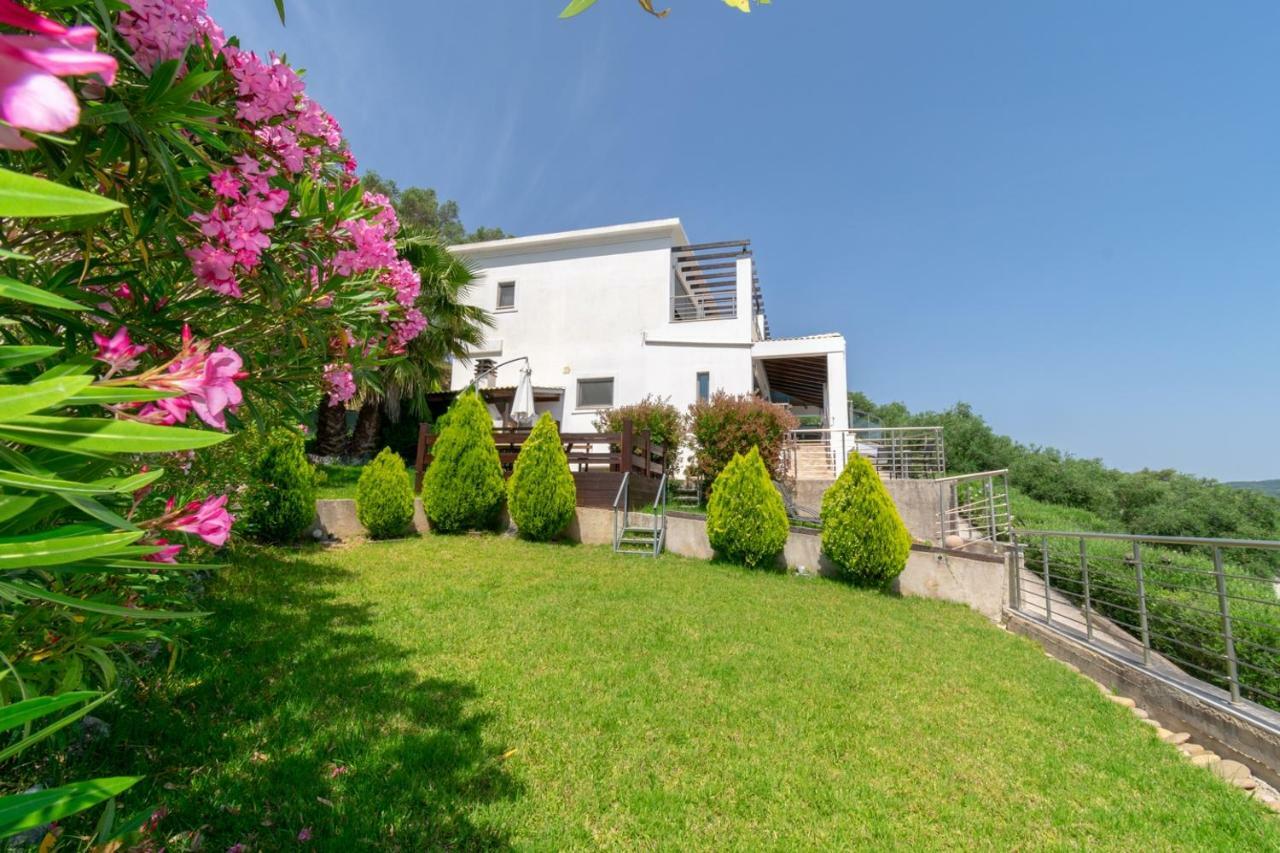 Ionian Pearl Luxury Spa Villa Mesongí Exteriér fotografie